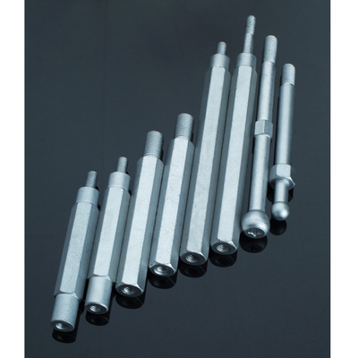 发动机装饰盖安装螺栓